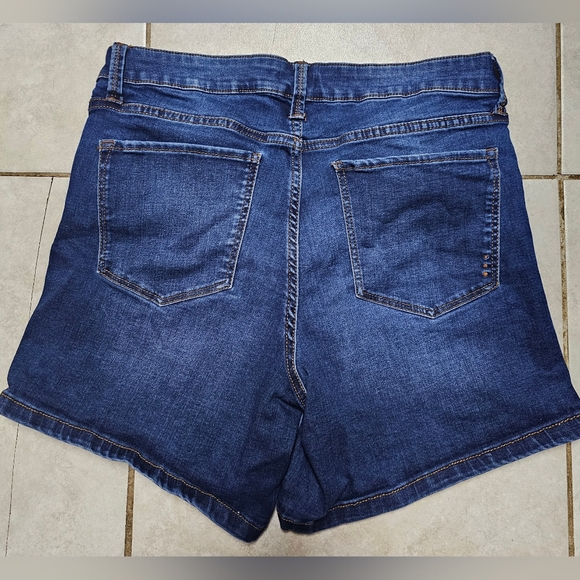 Rachel by Rachel Roy Jean denim shorts 12 / 31 - Picture 5 of 5